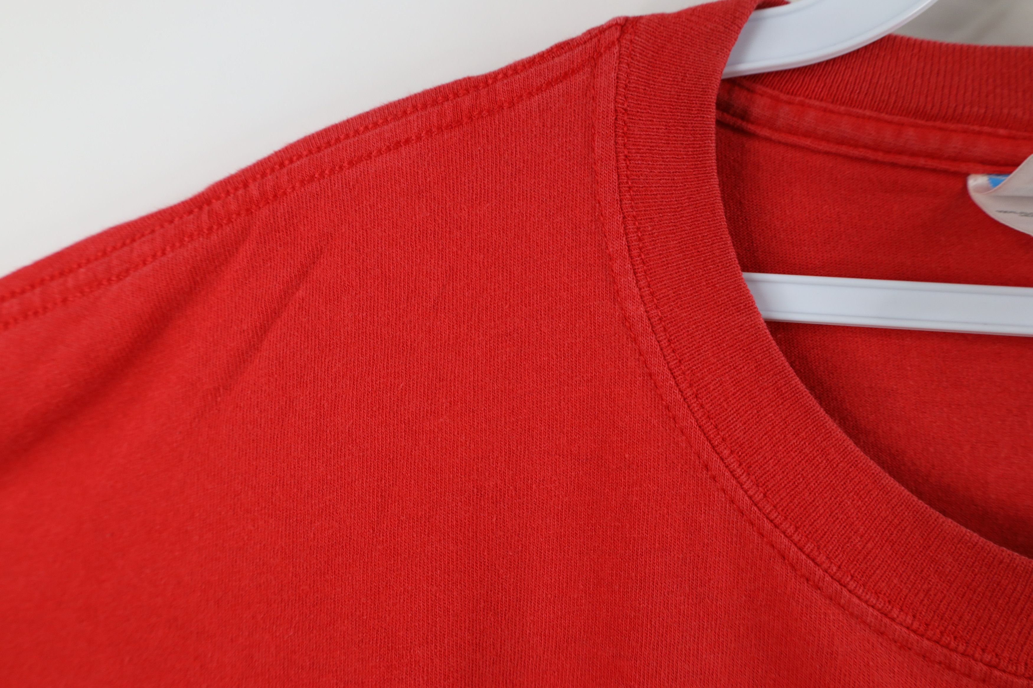 Vintage Vintage Peanuts Charlie Brown Snoopy Christmas T-Shirt Red Size US XL / EU 56 / 4 - 8 Thumbnail