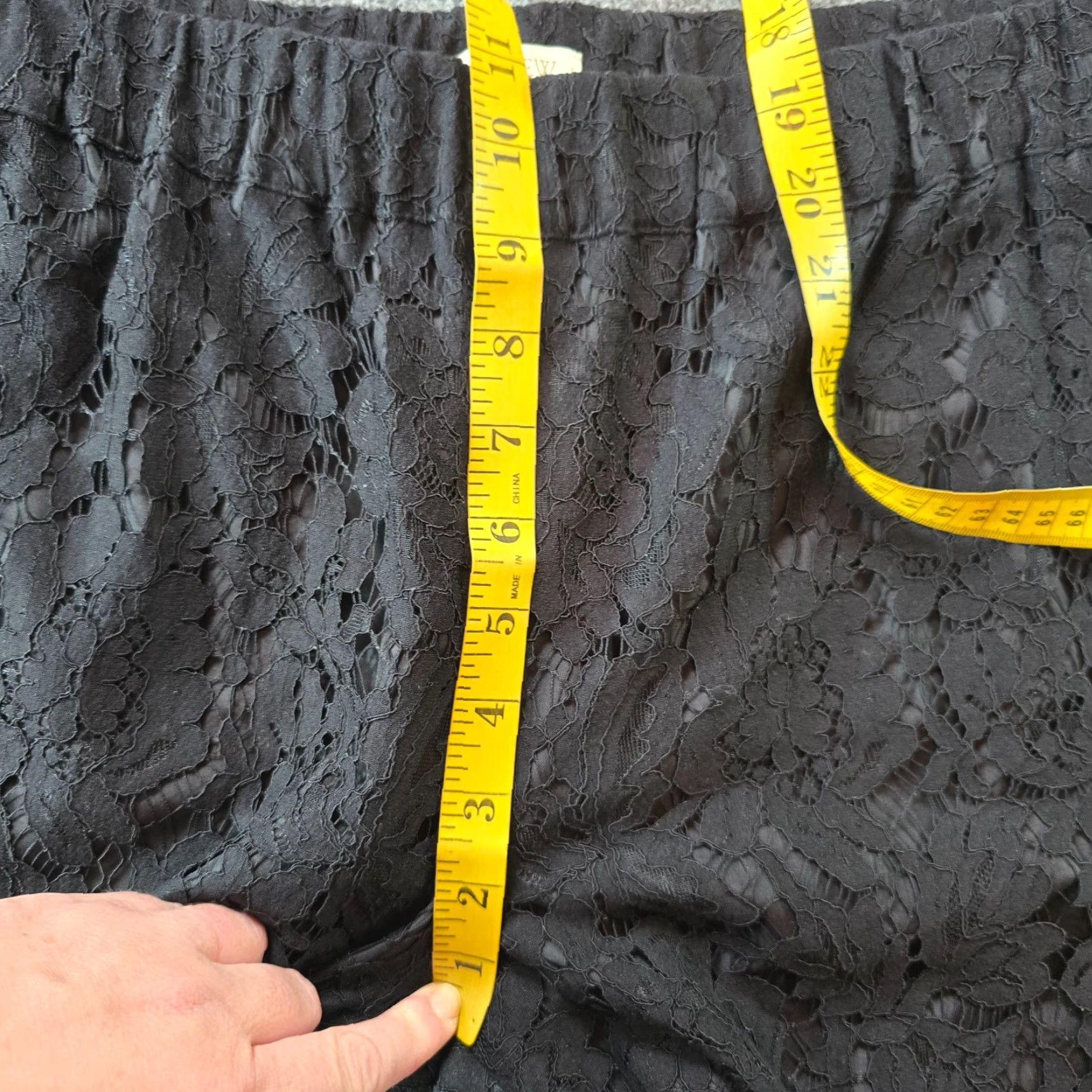 J.Crew J.CREW Pants Womens Size 6 Black Lace Lined Tapered Pull On Capsule Minimalist Shirt? Size 28" / US 6 / IT 42 - 5 Thumbnail