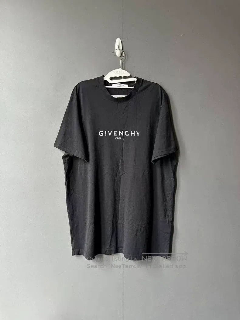 Givenchy Givenchy Torn Logo Short-Sleeve Shirt Size US S / EU 44-46 / 1 - 1 Thumbnail