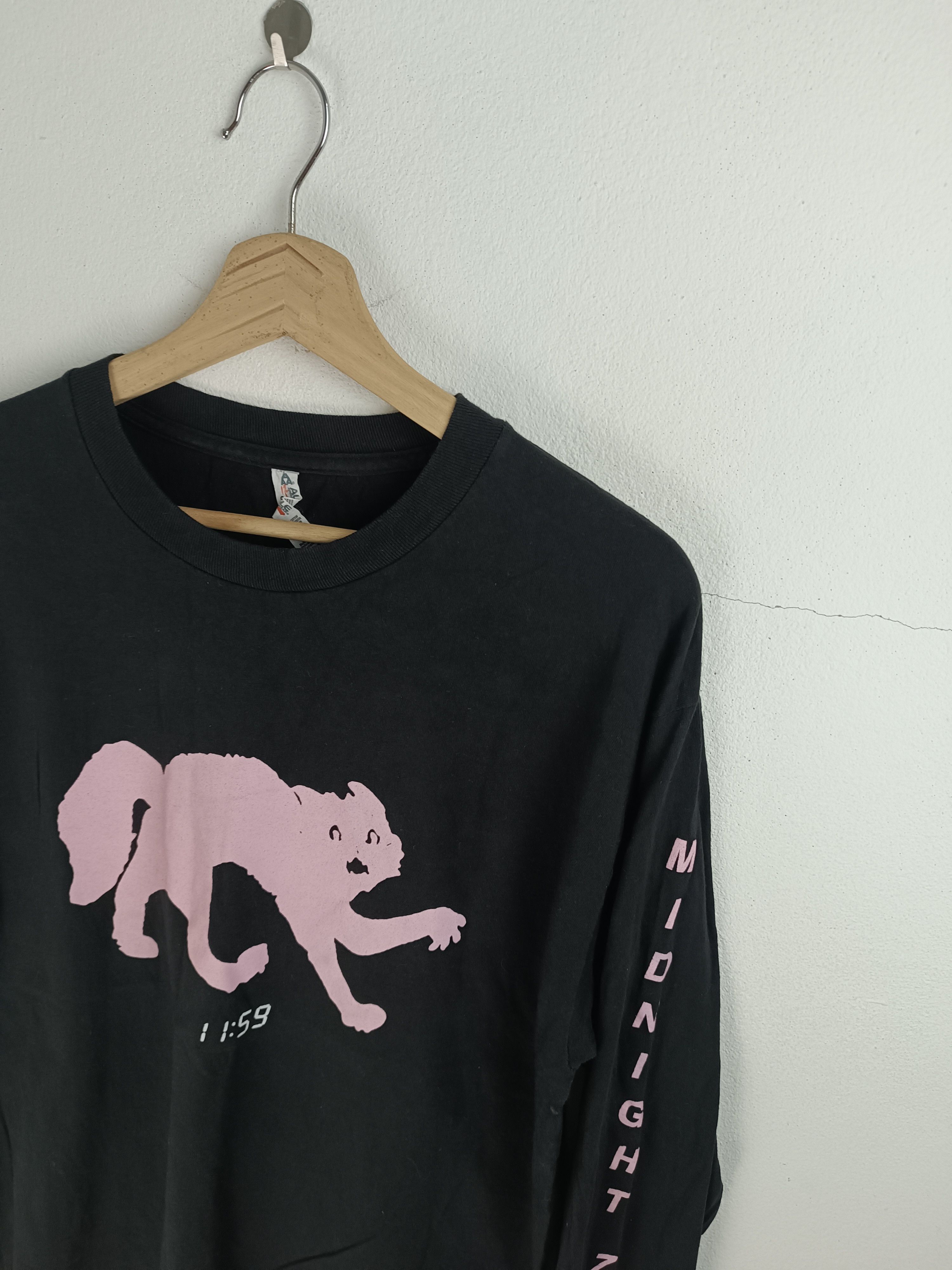 Band Tees VINTAGE BALANCE & COMPOSURE M.NIGHT ZONE tigers jaw turnover Size US L / EU 52-54 / 3 - 9 Thumbnail