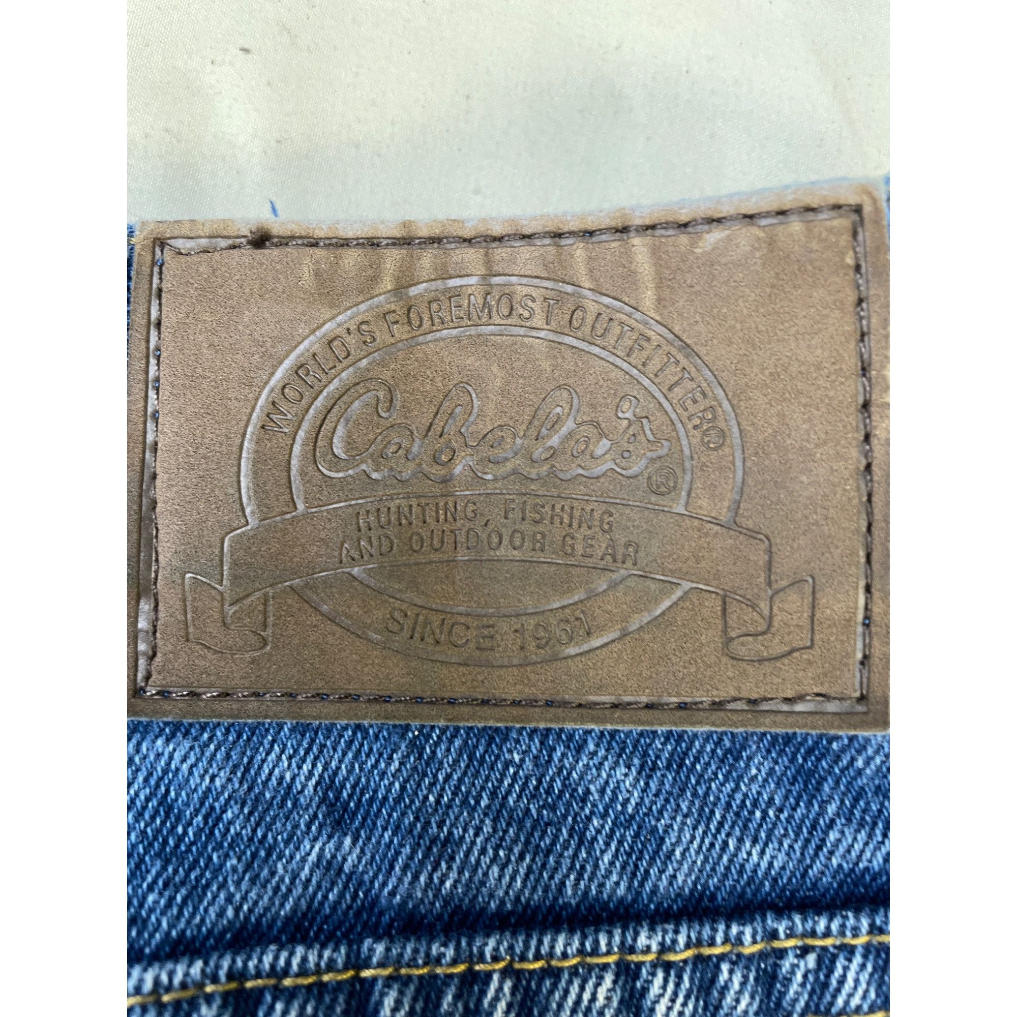 Other Cabelas Outdoor Gear Men's 2 tone Jeans Blue/Brown Loose fit Size US 34 / EU 50 - 3 Thumbnail