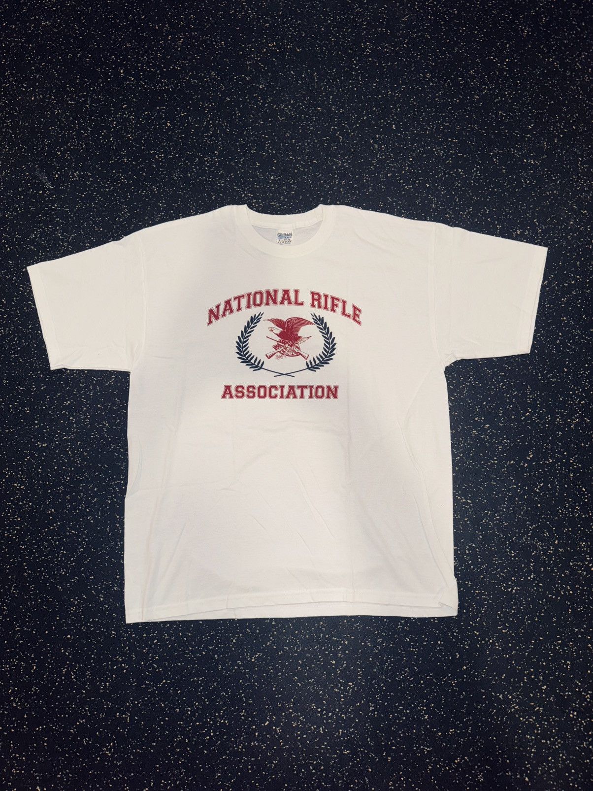 Gildan Vintage NRA National Rifle Association White Logo Tee Y2K Size US XL / EU 56 / 4 - 1 Thumbnail