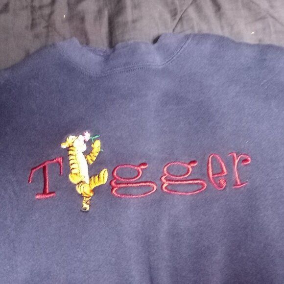 Other Vintage Winnie The Pooh Tigger Spell Out Crewneck Sweatshirt Size US XL / EU 56 / 4 - 2 Thumbnail