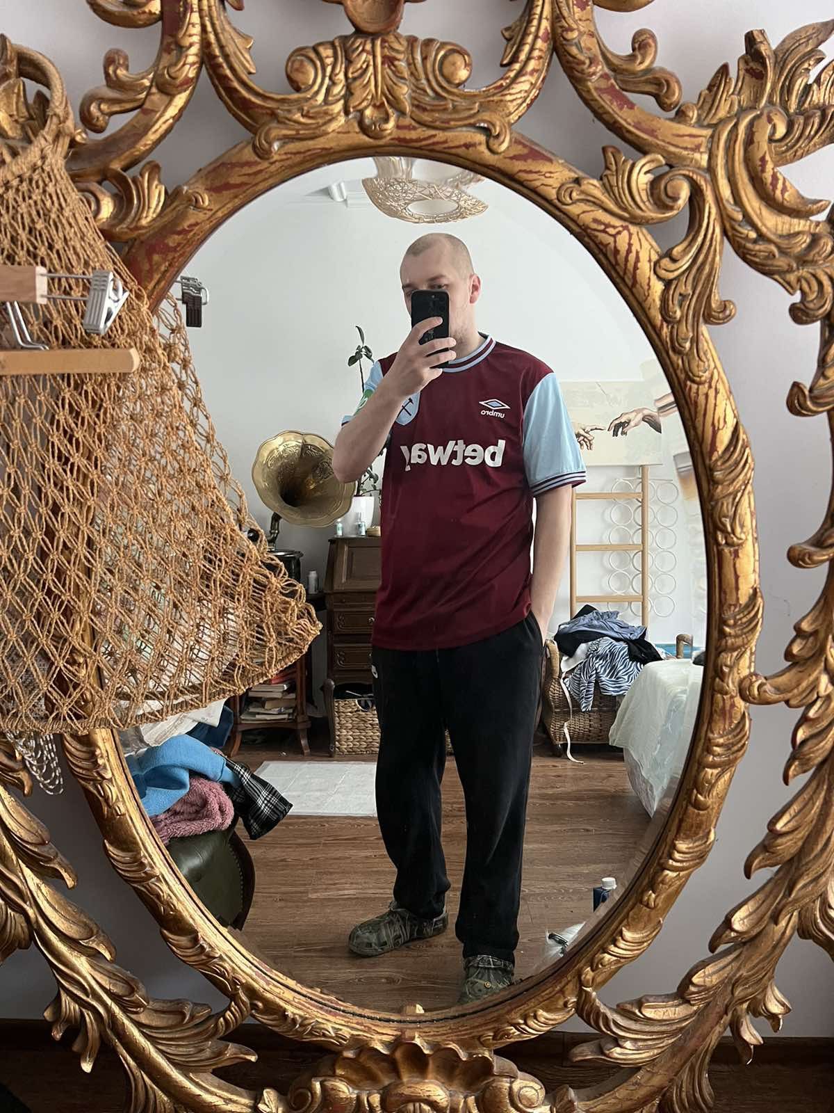 Umbro Umbro West Ham United Soccer jersey football T-shirt Sz XL Size US XL / EU 56 / 4 - 4 Thumbnail