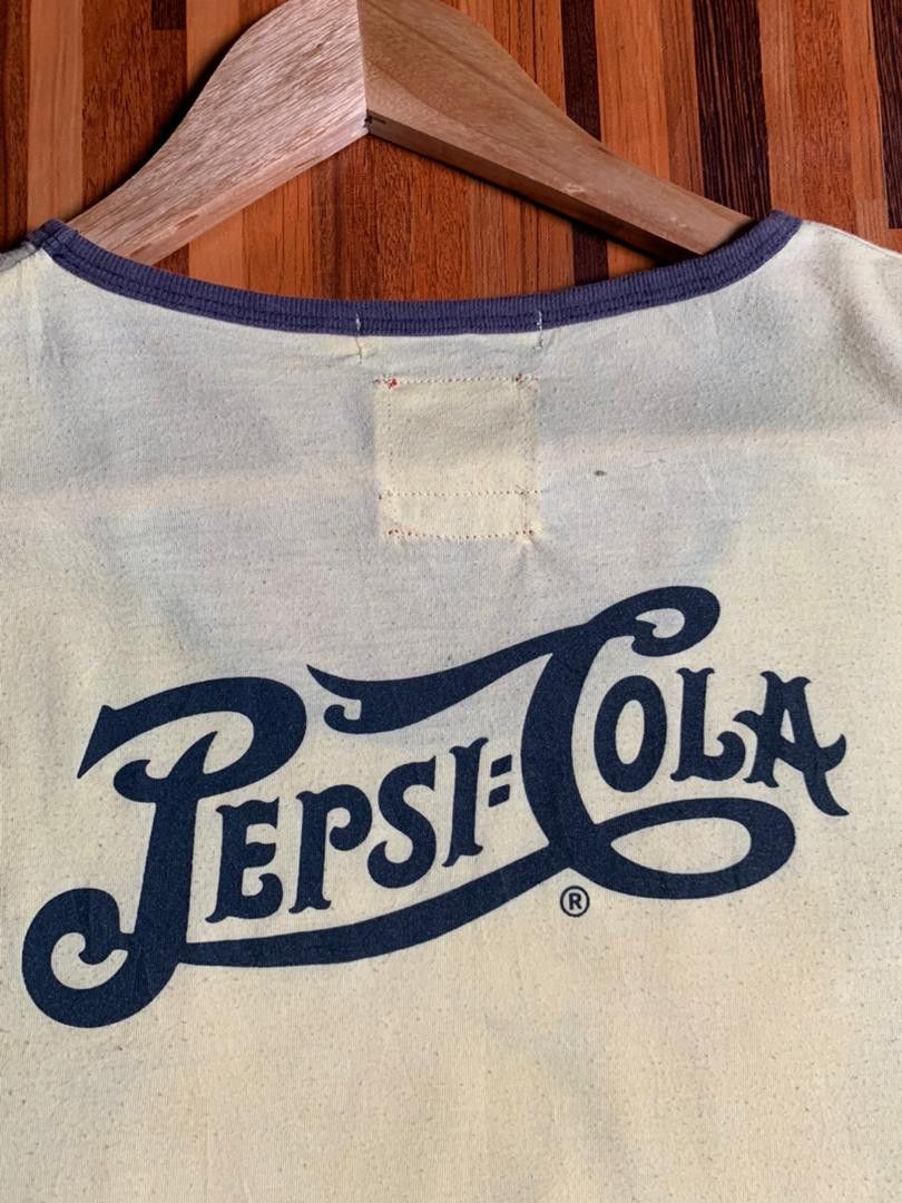 Vintage Vintage Pepsi Cola Spellout Vintage On Board we serve pepsi Size US L / EU 52-54 / 3 - 6 Thumbnail