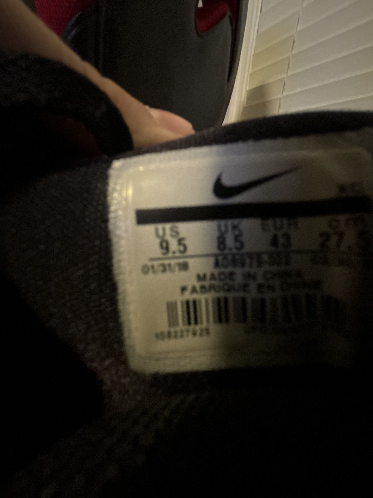 Nike Kyire 2 low Size US 9.5 / EU 42-43 - 2 Thumbnail