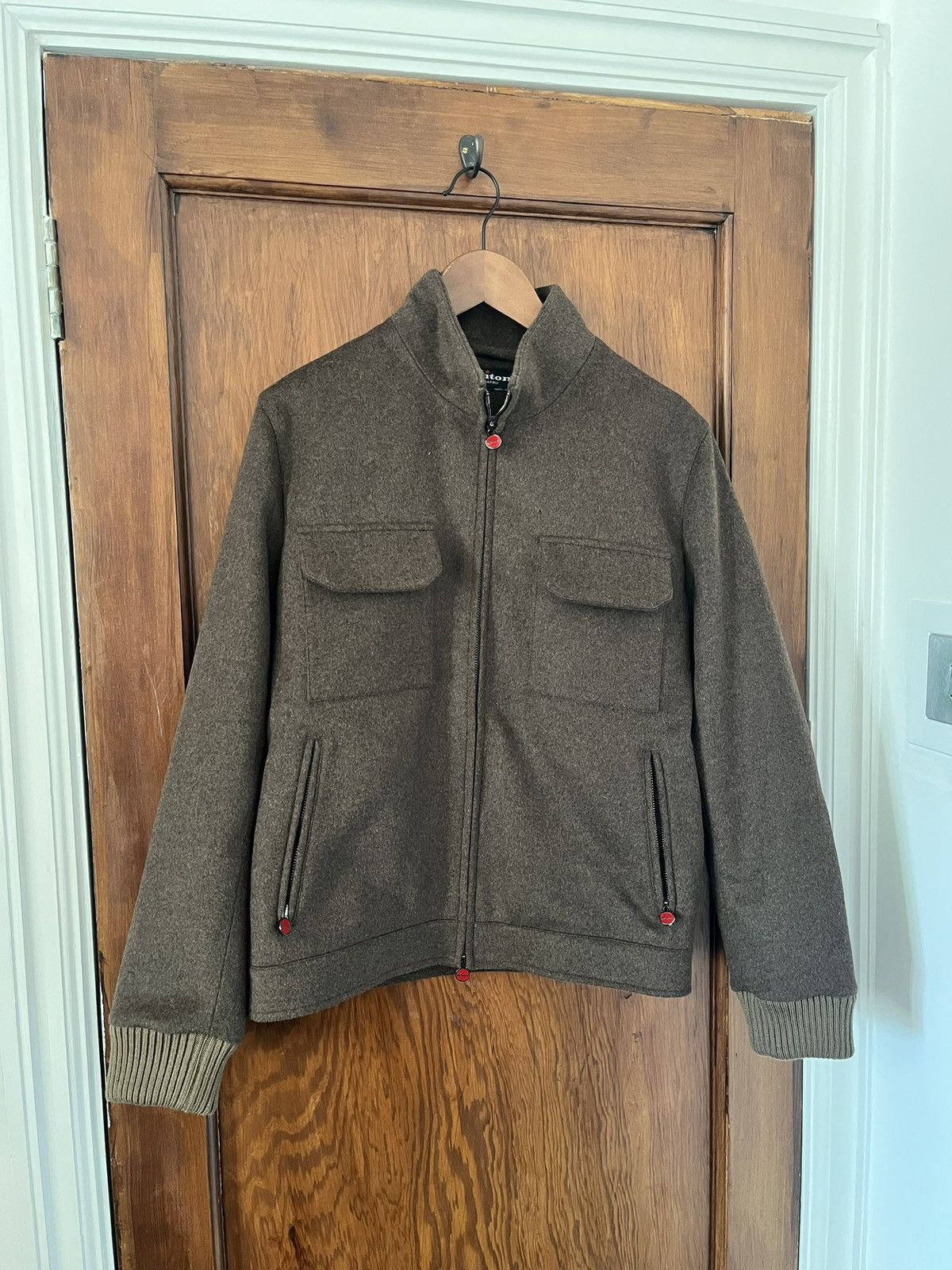 Kiton Kiton grey cashmere and wool jacket size it48 Size US M / EU 48-50 / 2 - 1 Thumbnail