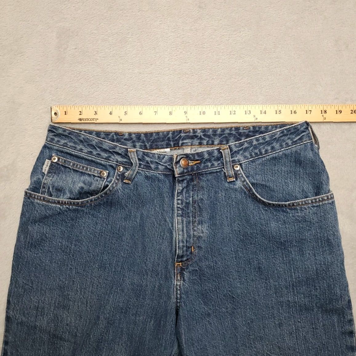 Carhartt VINTAGE Carhart Shorts Womens 14 Blue Denim Cutoff Relaxed Fit Work Casual Jorts, 5-Pocket Design, Belt Loops, Zip, 100% Cotton, Machine Washable, N/A Size 36" / US 14 / IT 50 - 6 Thumbnail