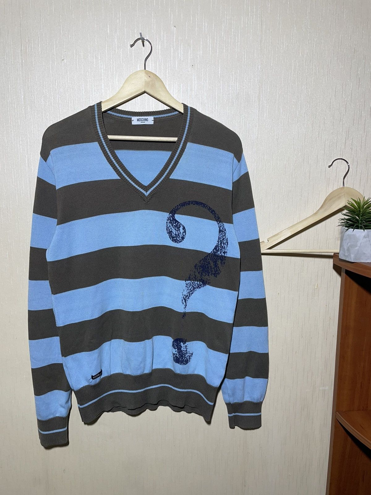 Moschino × Vintage Moschino vintage streetwear sweater Size US XL / EU 56 / 4 - 1 Thumbnail