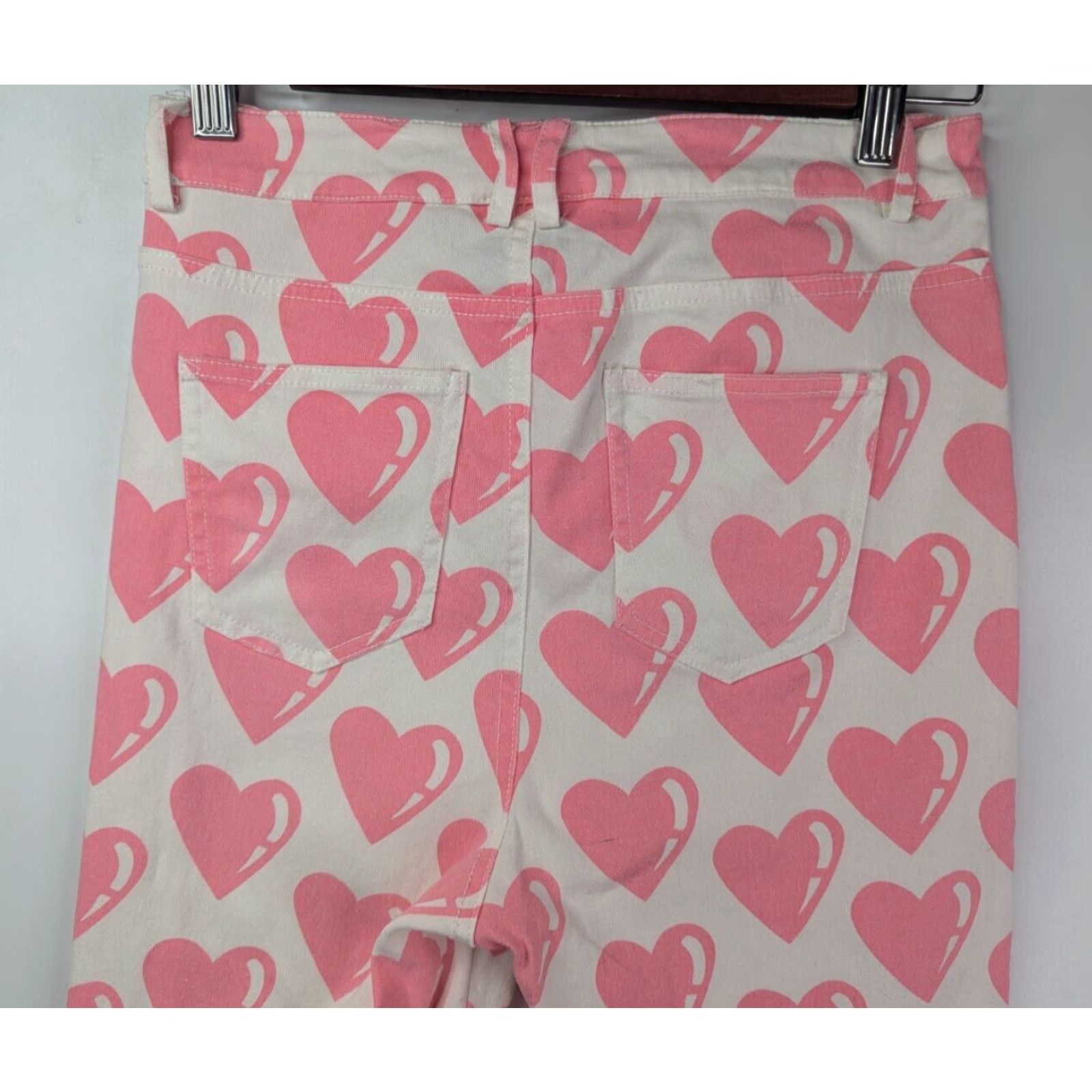 Lazy Oaf Lazy Oaf All My Heart Cropped Pants Women's Size Small White & Pink Hearts Size 28" / US 6 / IT 42 - 5 Thumbnail