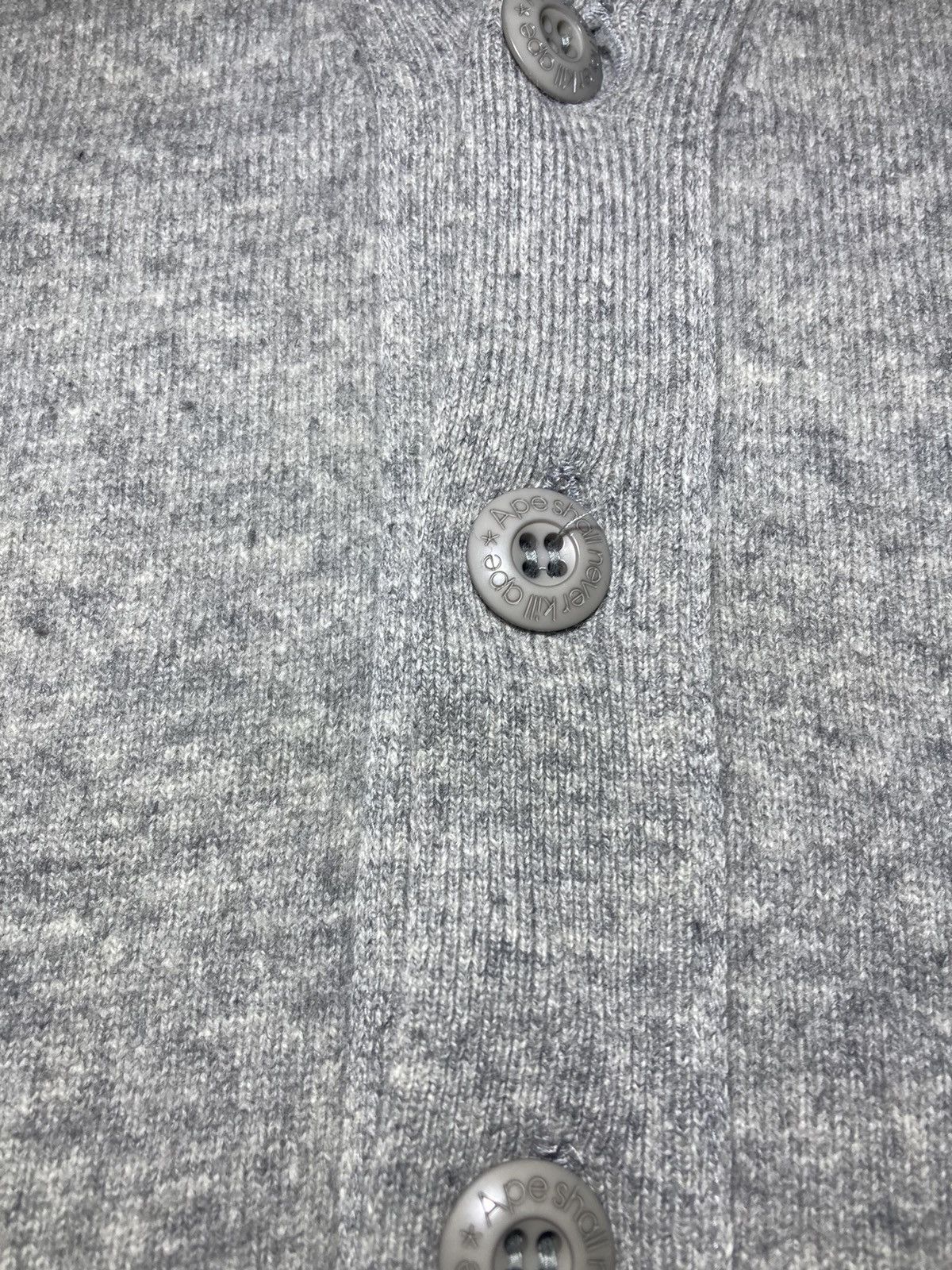 Bape × Stussy FW10 Bape Stussy Skull Logo Cardigan 2010 Gray Small Collab Size US S / EU 44-46 / 1 - 4 Thumbnail