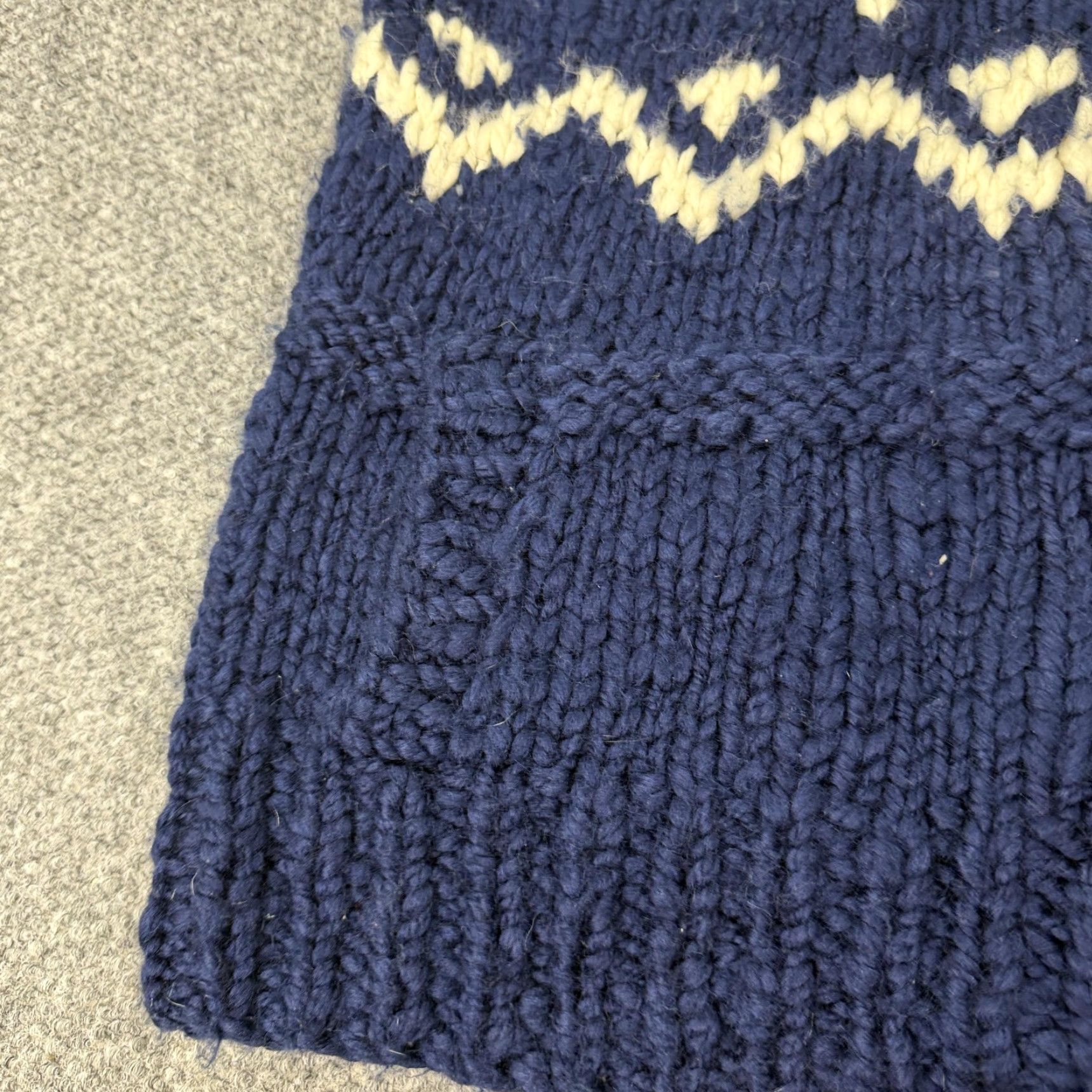 American Eagle Outfitters American Eagle Outfitters Sweater Vest Women XL Navy Wool Blend Zip Fair Isle Knit Pockets Womens Size XL / US 12-14 / IT 48-50 - 4 Thumbnail