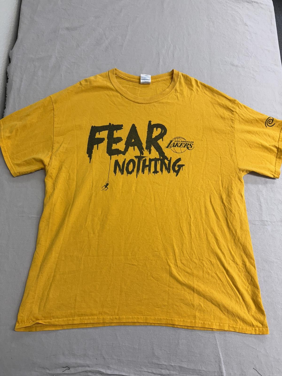 Gildan NBA Lakers Basketball T-shirt Halloween Fear Nothing Tee XL Size US XL / EU 56 / 4 - 1 Thumbnail