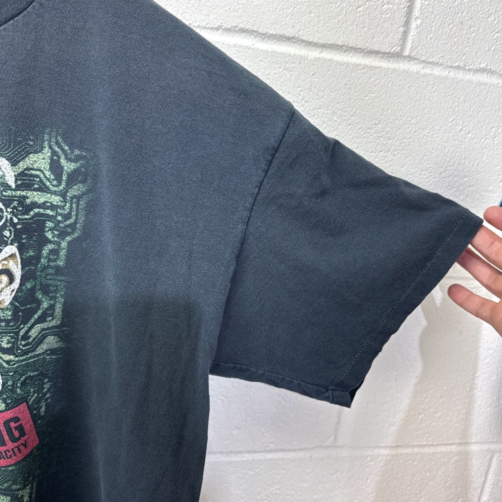 Vintage Vintage Johnny Mnemonic Movie T Shirt XL Men 90s Sci-Fi Cyberpunk Keanu Reeves Size US XL / EU 56 / 4 - 6 Thumbnail