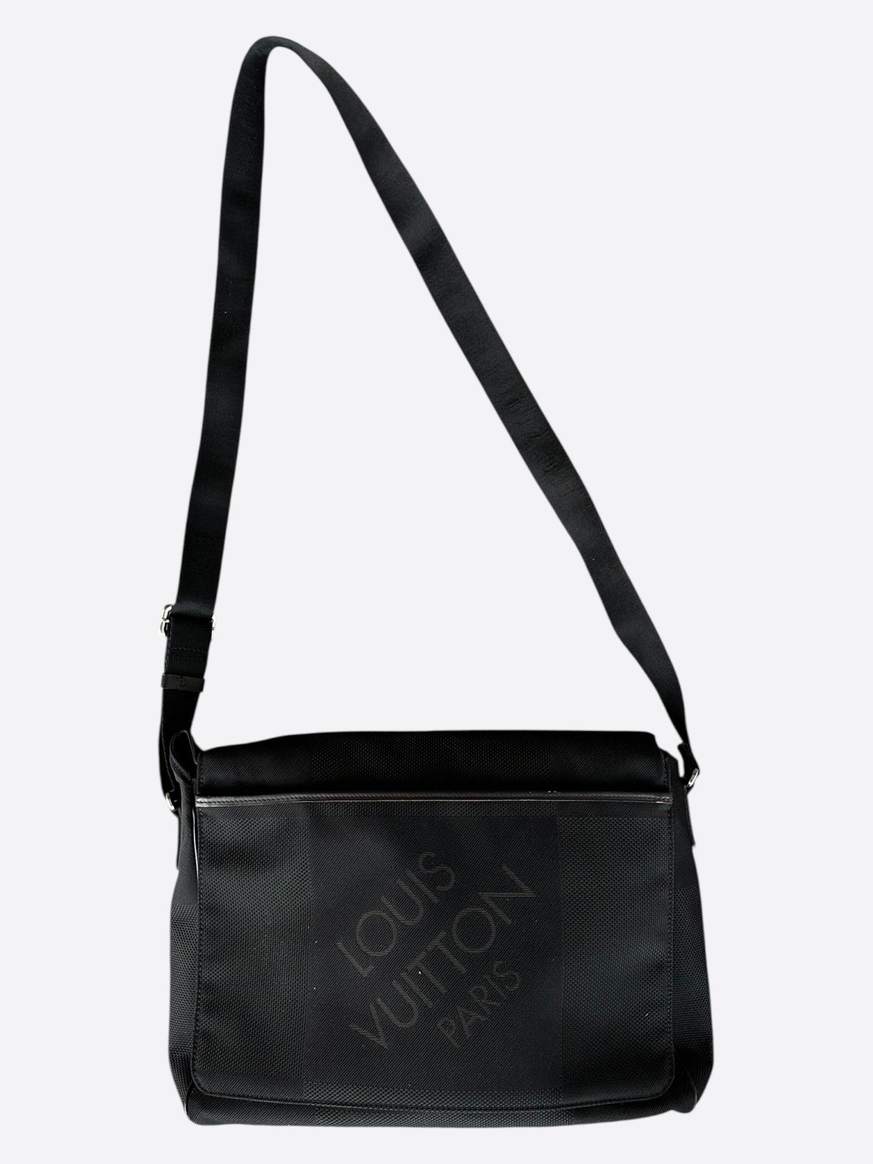 Louis Vuitton Louis Vuitton Black Damier Geant NM Messenger Bag Size ONE SIZE - 1 Thumbnail