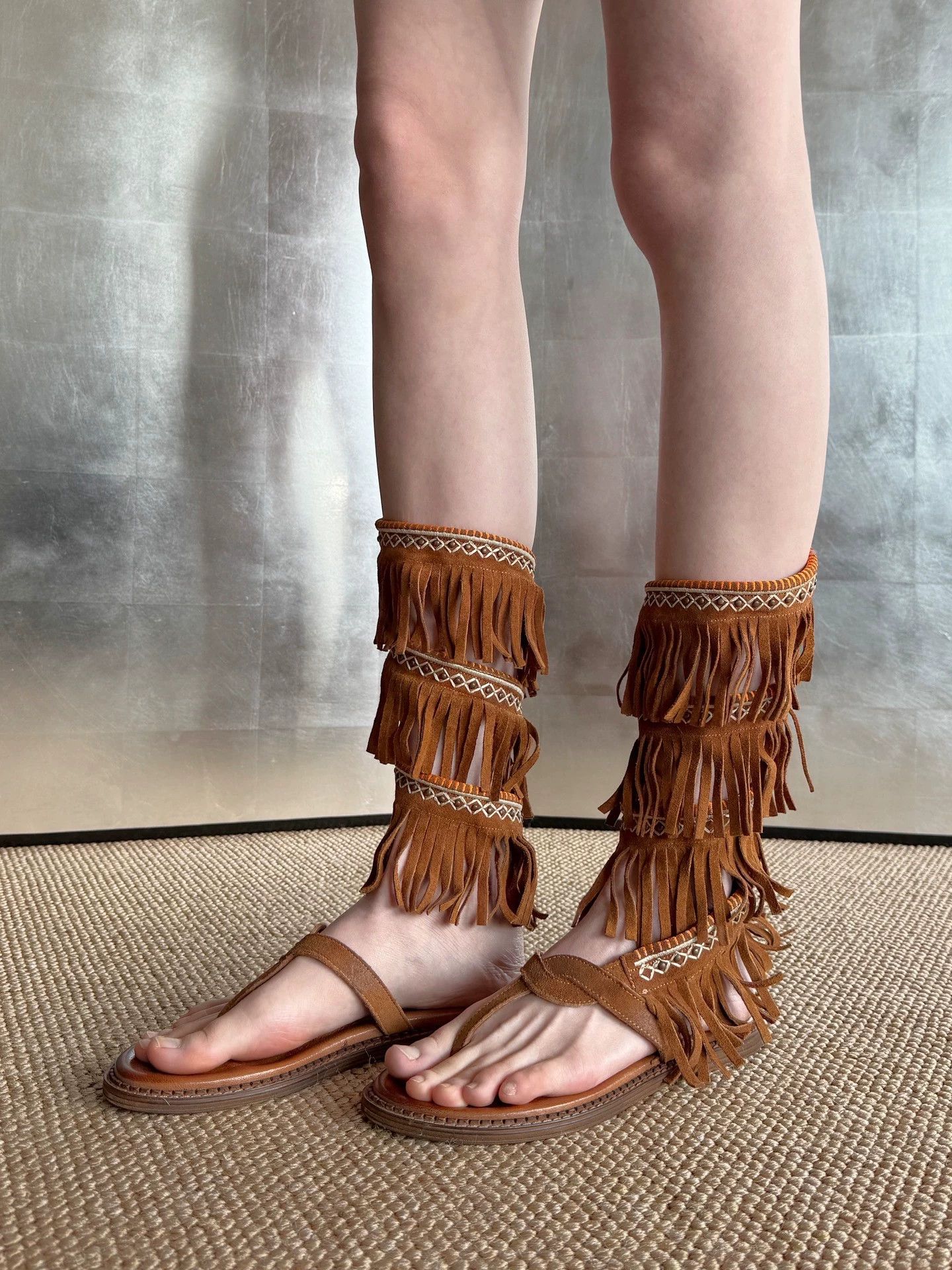 Other Vintage Italian suede tassel sandals Size 38 Size US 7.5 / IT 37.5 - 2 Thumbnail