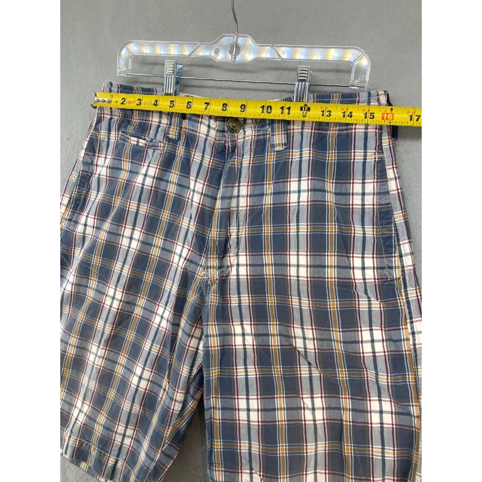American Eagle Outfitters American Eagle Outfitters Shorts Mens 30 Blue Plaid 10'' Preppy Summer Size US 30 / EU 46 - 2 Thumbnail