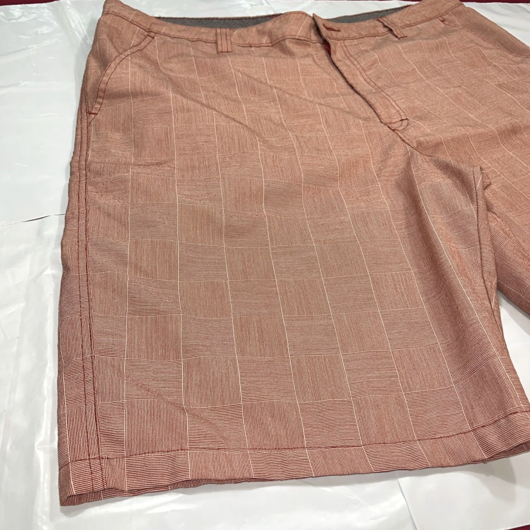 O'Neill O’NEILL Red Plaid Shorts Mens 38 Chino Logo Pocket Polyester Viscose 11” Inseam High Rise Size US 38 / EU 54 - 3 Thumbnail