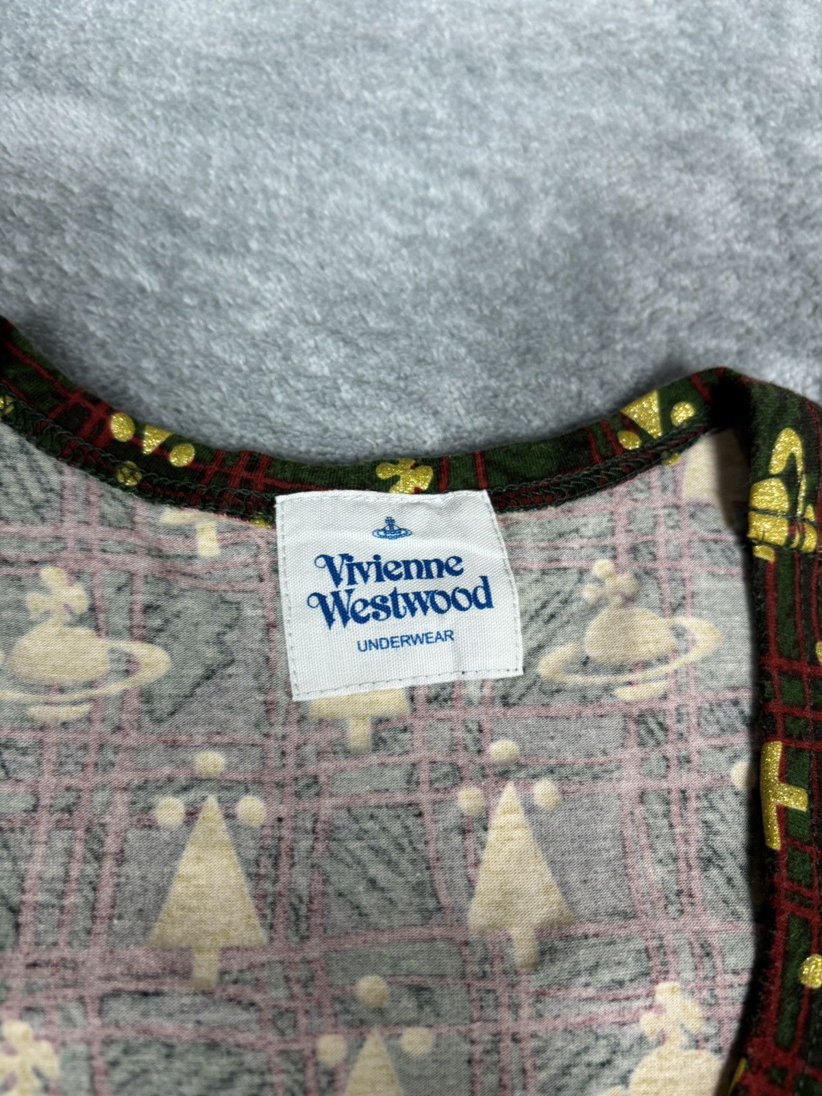 Vivienne Westwood Vivienne Westwood Logo Size L / US 10 / IT 46 - 3 Thumbnail