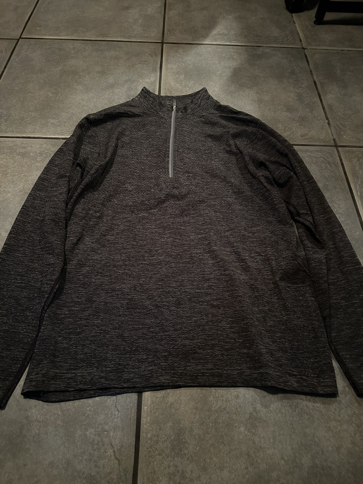 Lululemon Lululemon Long sleeve half zip Size US L / EU 52-54 / 3 - 2 Thumbnail