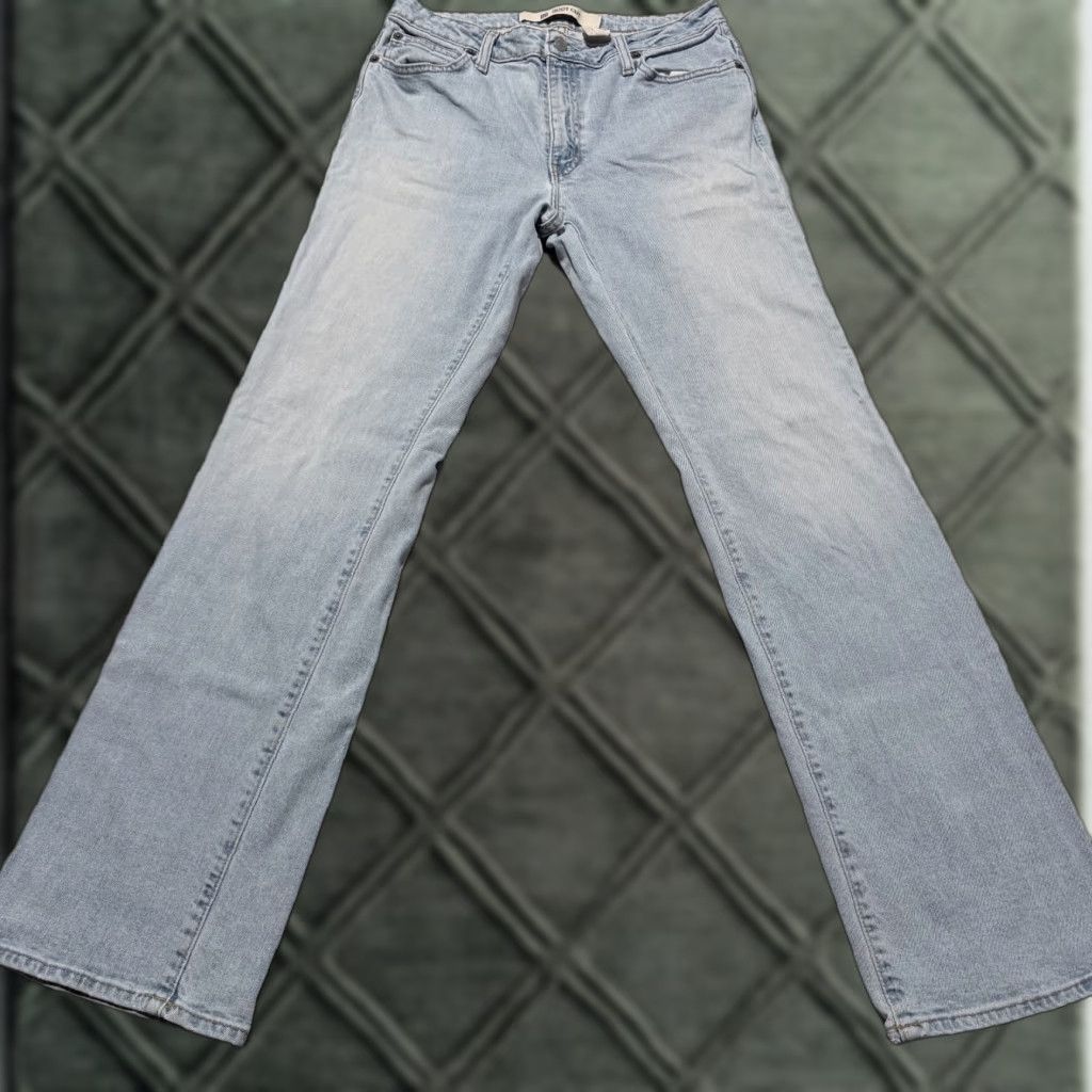 Gap Gap Jeans Women's Light Blue Denim Mid Rise Bootcut Pockets Retro Y2K 8 Blue Womens Jeans Size 30" / US 8 / IT 44 - 1 Thumbnail