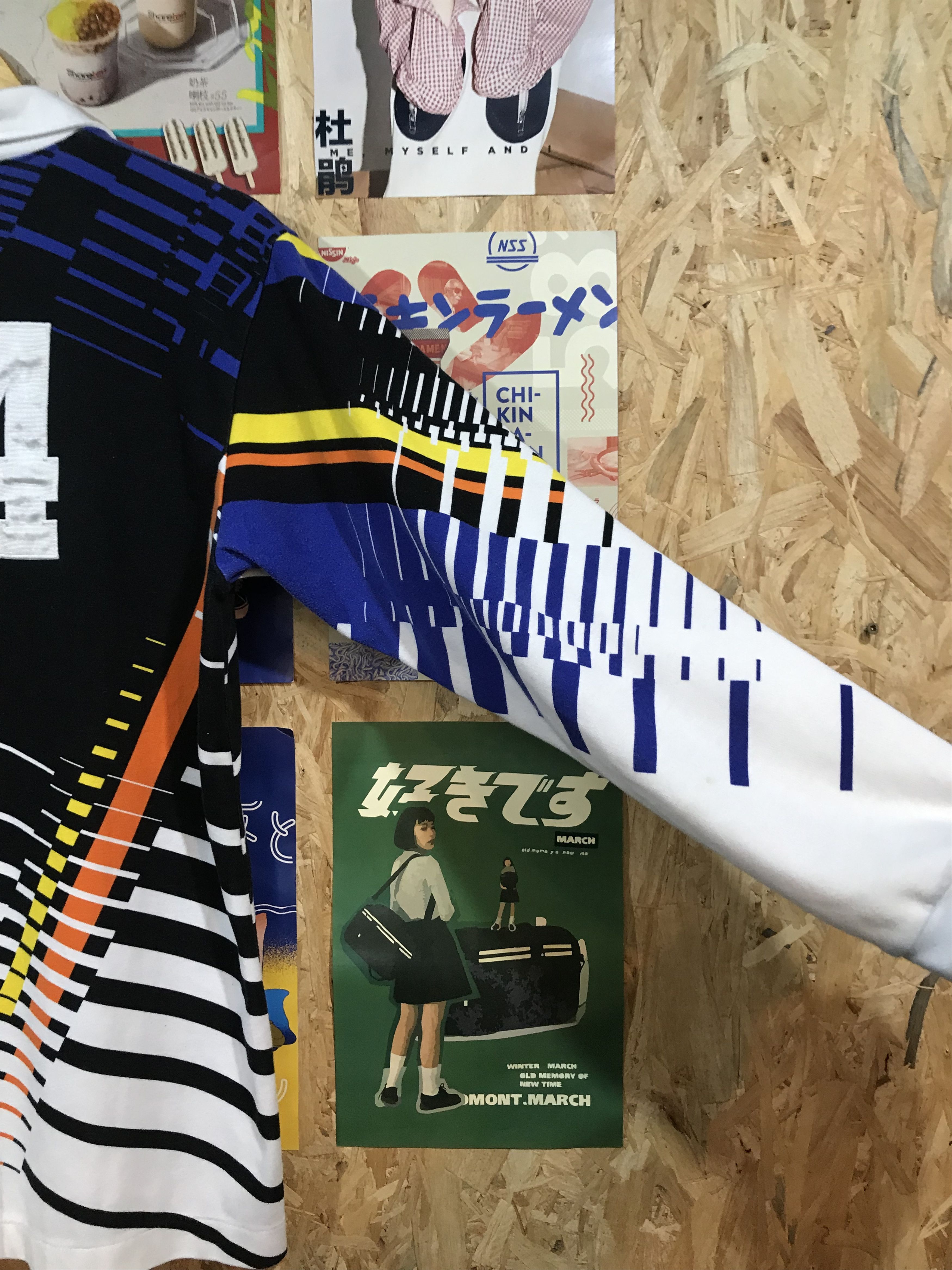 Asics Vintage Asics Japan Hesaka 14 Long Sleeve Football Shirt Size US S / EU 44-46 / 1 - 10 Thumbnail