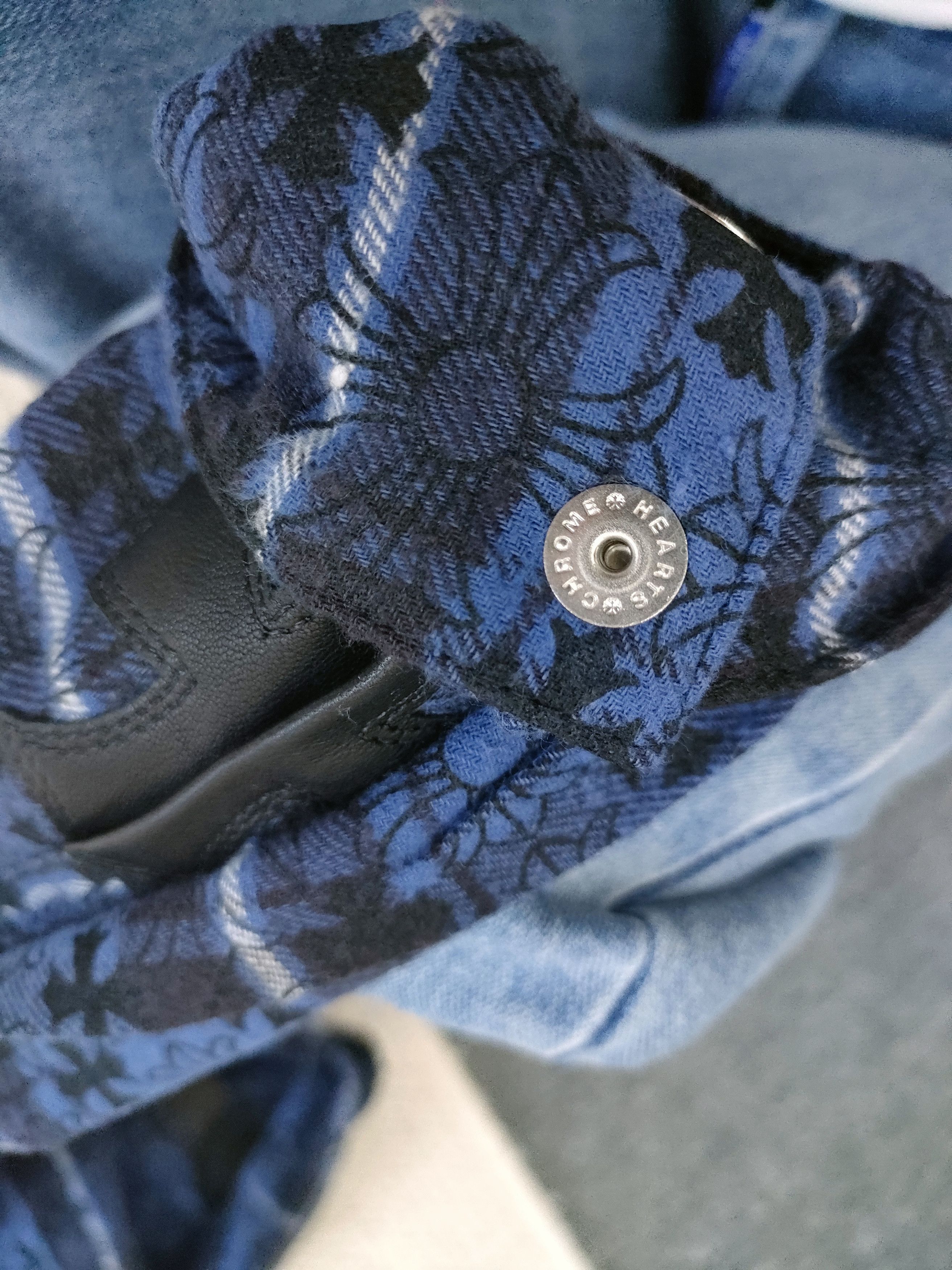 Chrome Hearts Chrome Hearts LOOSE END Blue Monogram Cross Flannel Shirt Size US M / EU 48-50 / 2 - 6 Thumbnail