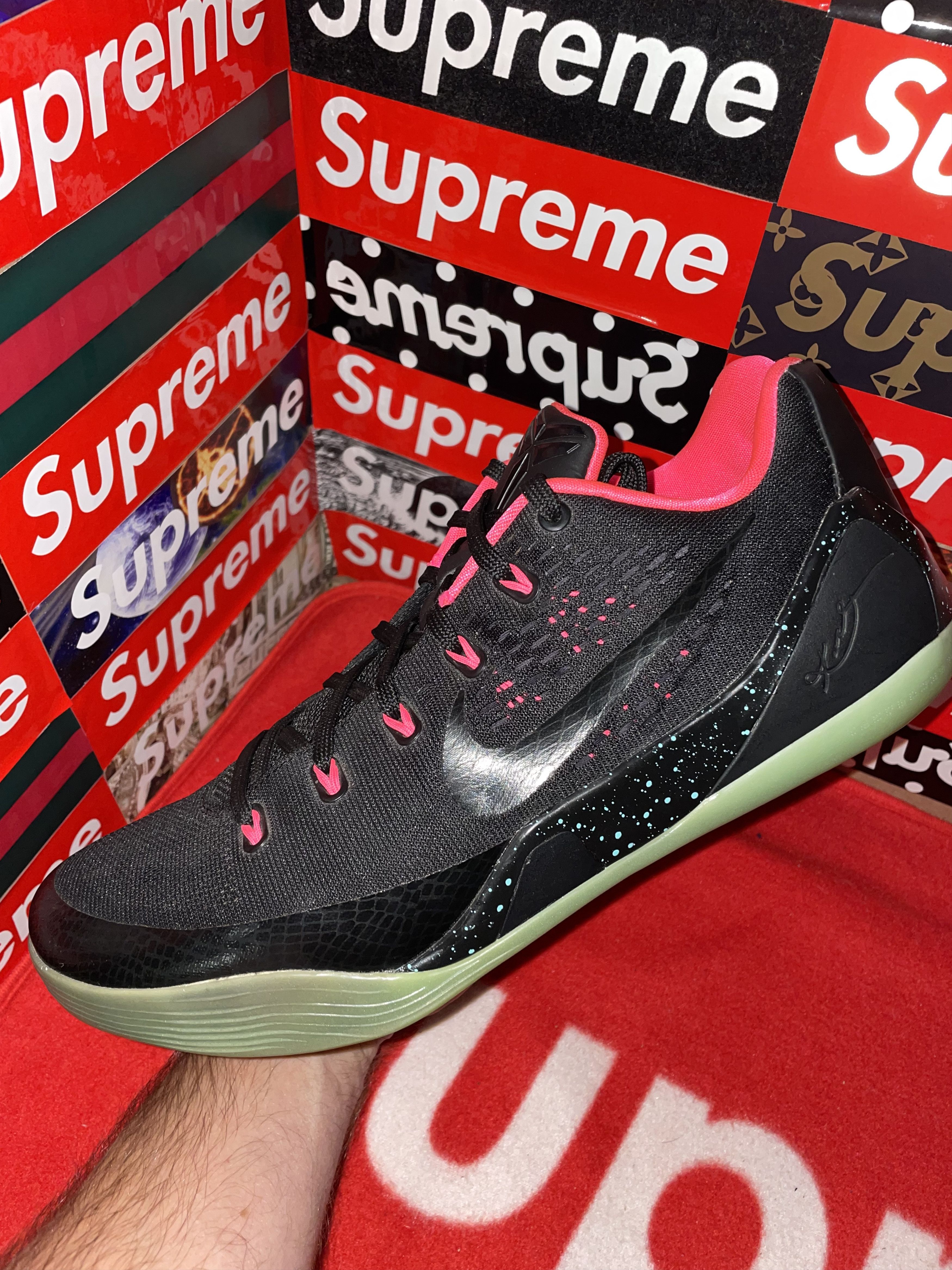 Nike Nike Zoom Kobe 9 IX NikeID ID ‘Yeezy’ 688501-991 size 12 Size US 12 / EU 45 - 6 Thumbnail
