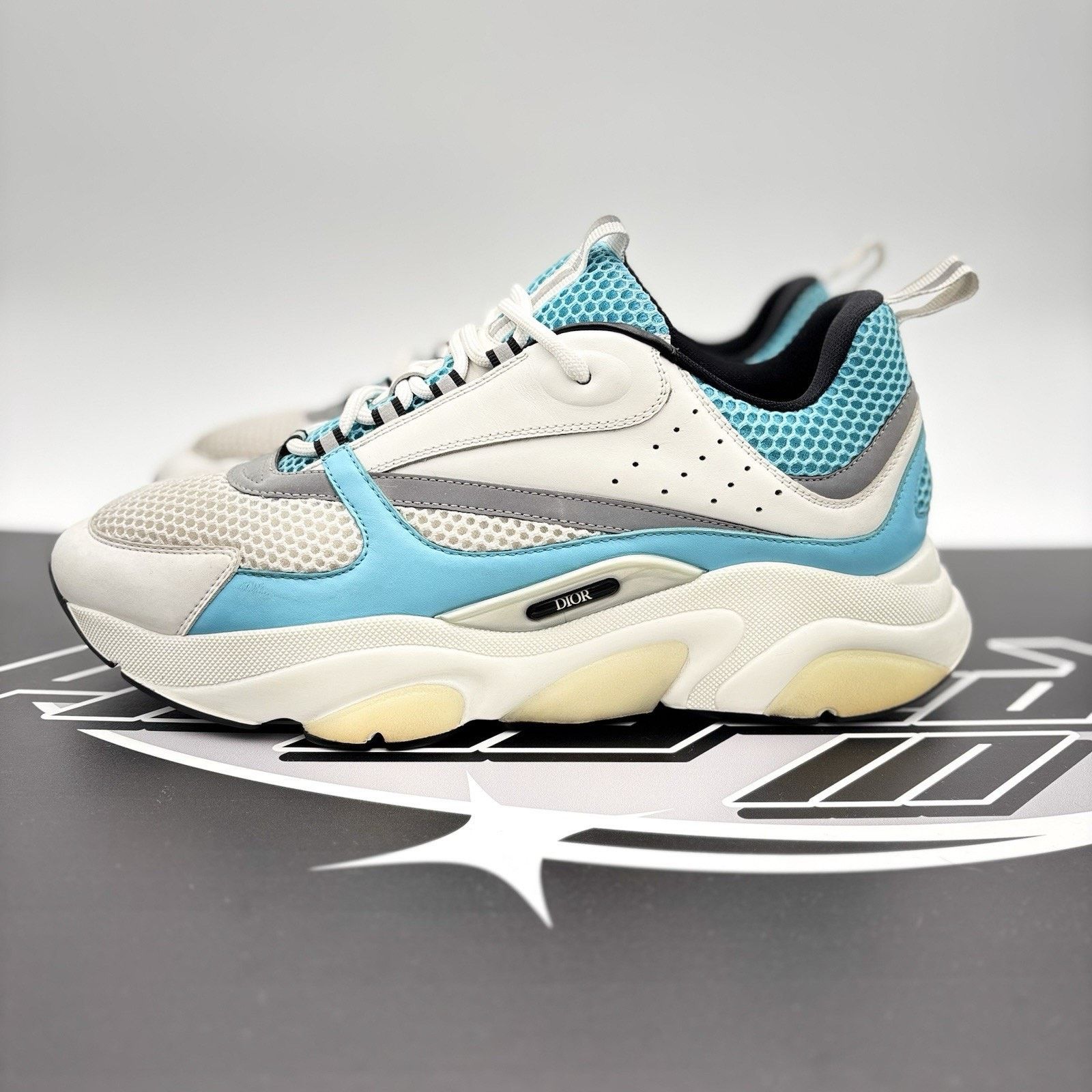 Dior Dior B22 ‘ White Blue ’ | GREAT CONDITION! Size US 12 / EU 45 - 1 Thumbnail