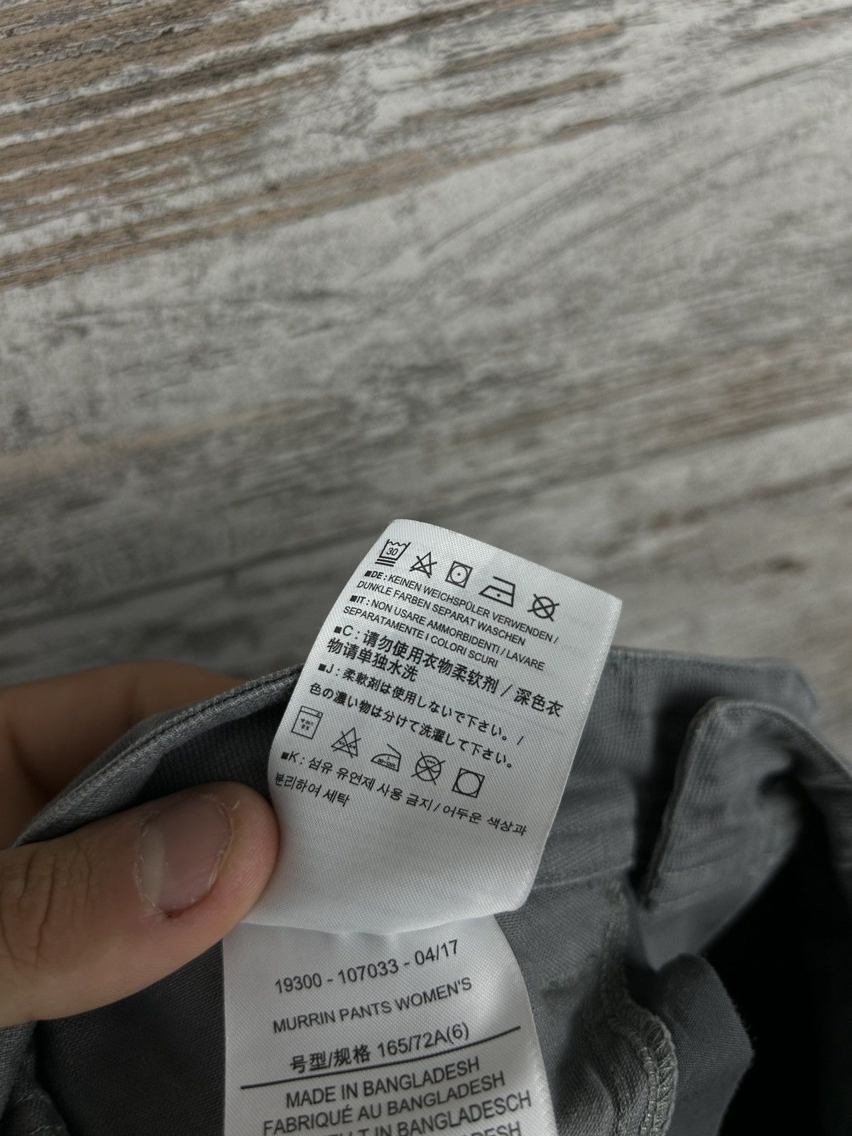 Arc'teryx Women’s Arcteryx Outdoor velvet pants corduroy cargo Size 28" / US 6 / IT 42 - 18 Thumbnail