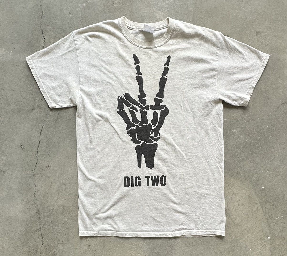 Band Tees × Vintage VINTAGE DIG TWO THE BAND PERRY TOUR TEE Size US M / EU 48-50 / 2 - 1 Thumbnail