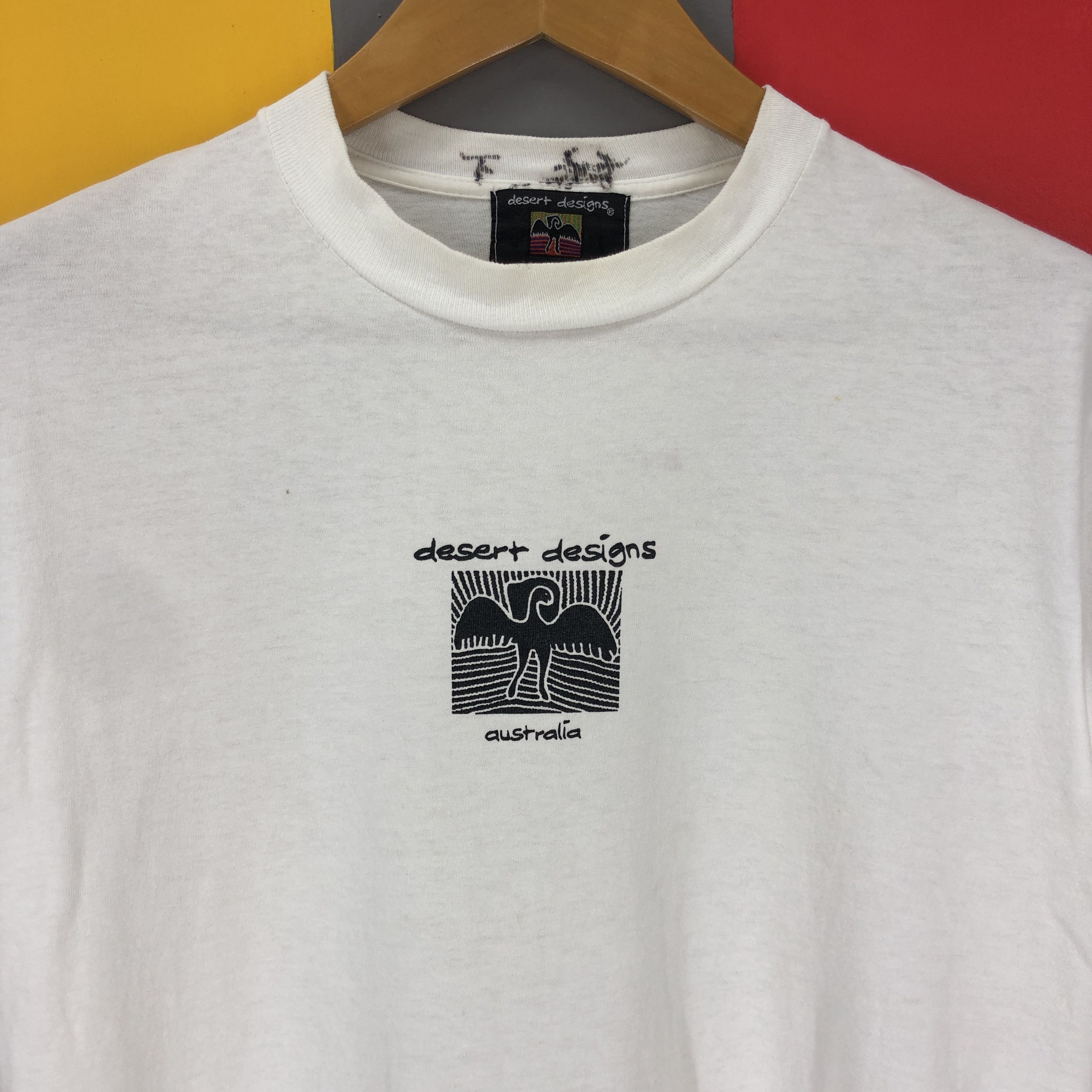 Russell Athletic 90s Vintage DESERT DESIGNS AUSTRALIA T Shirt #1494/AZ Size US S / EU 44-46 / 1 - 2 Thumbnail