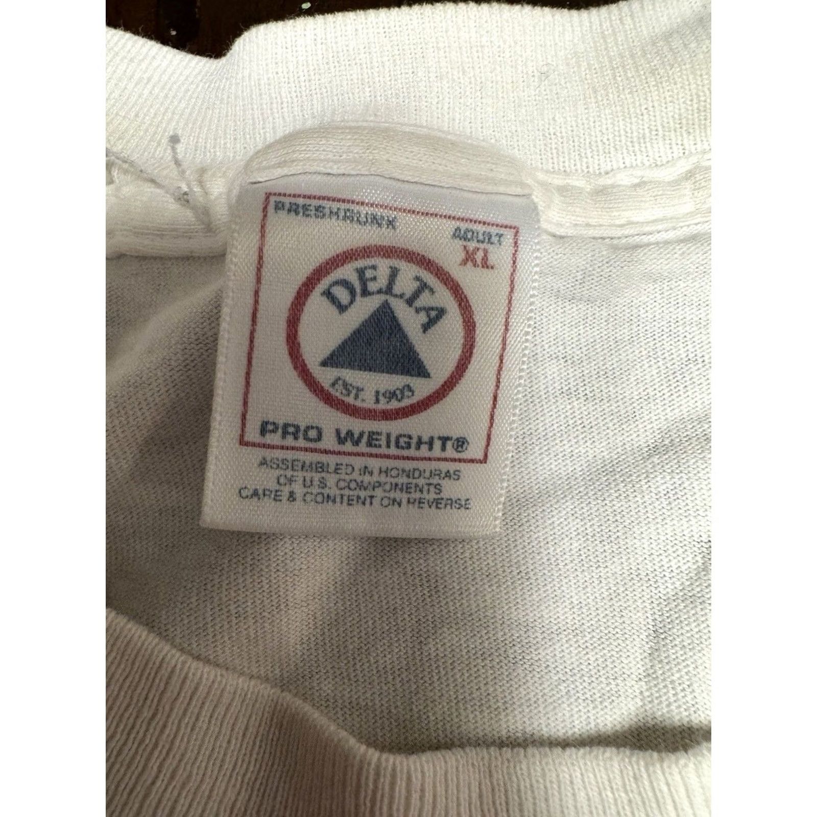 Delta VINTAGE Las Vegas Shirt Mens XL White Y2K Graphic Print Skyline “Visa Las Vegas” Size US XL / EU 56 / 4 - 3 Thumbnail