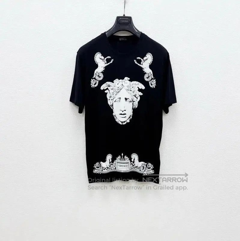 Versace Versace Black Printed Cotton T-Shirt . Size US M / EU 48-50 / 2 - 1 Thumbnail