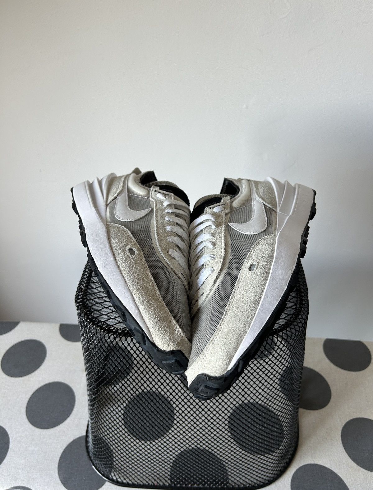Nike 💥Nike Waffle One Sneakers Shoes Summer Size 9💥 Size US 9 / EU 42 - 3 Thumbnail