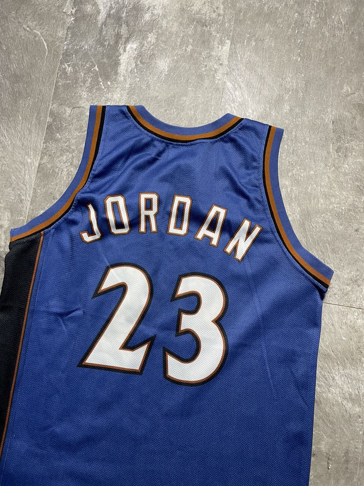 NBA Michael Jordan Washington Wizards #23 Jersey Champion Men’s Size US M / EU 48-50 / 2 - 11 Thumbnail