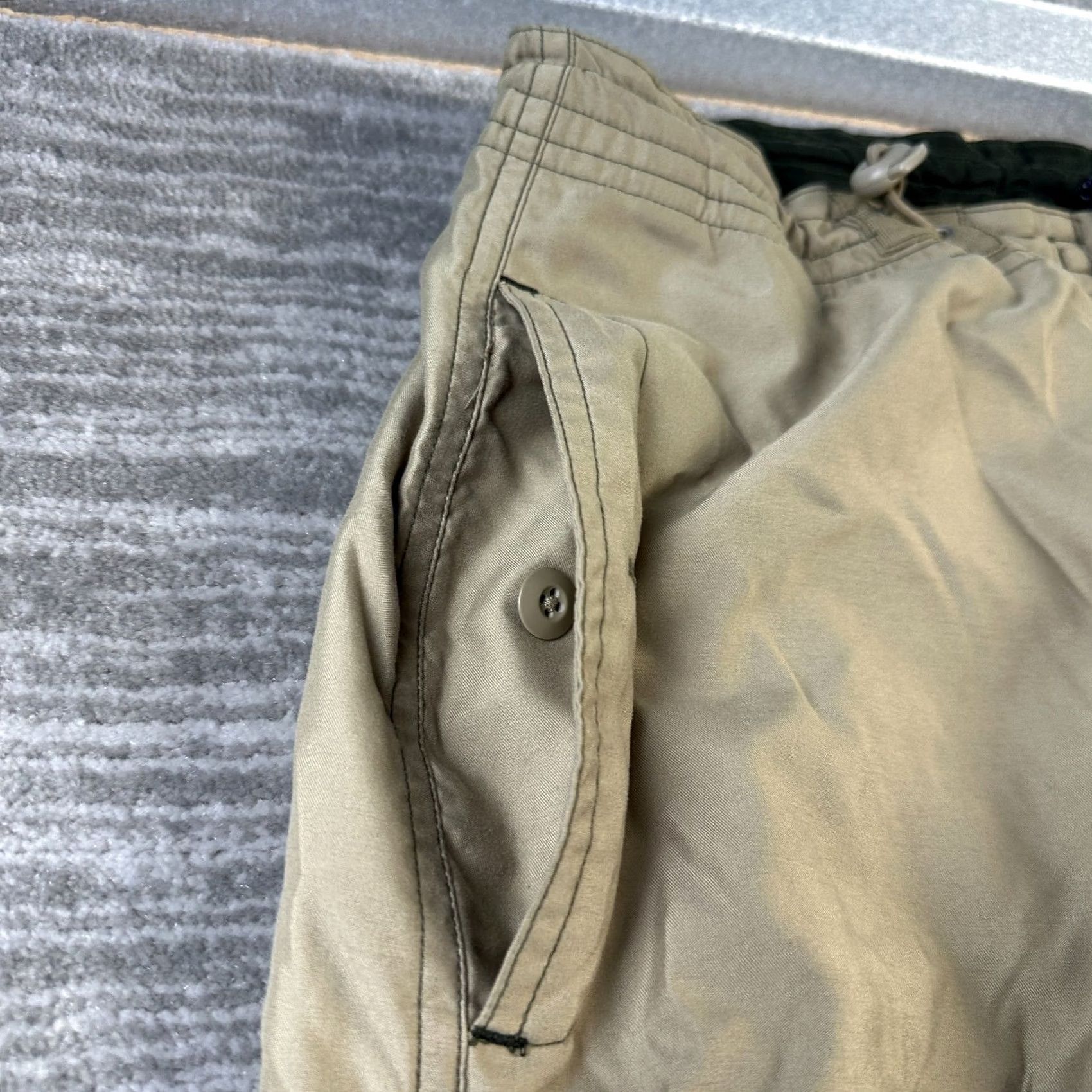 Gap VINTAGE Gap Pants Mens Small Beige Tan Paratrooper Cargo Pants Army Baggy Wide Leg Cargo Pocket 5-Pocket Design 29in Inseam Men Size US 29 - 5 Thumbnail