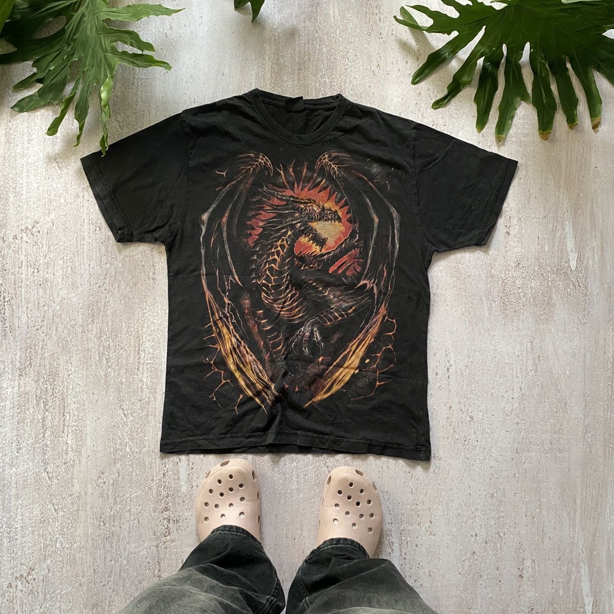 Vintage VINTAGE 90s AMAZING FADED DRAGON BOXY T SHIRT (SPIRAL) 319 Size US XL / EU 56 / 4 - 1 Thumbnail