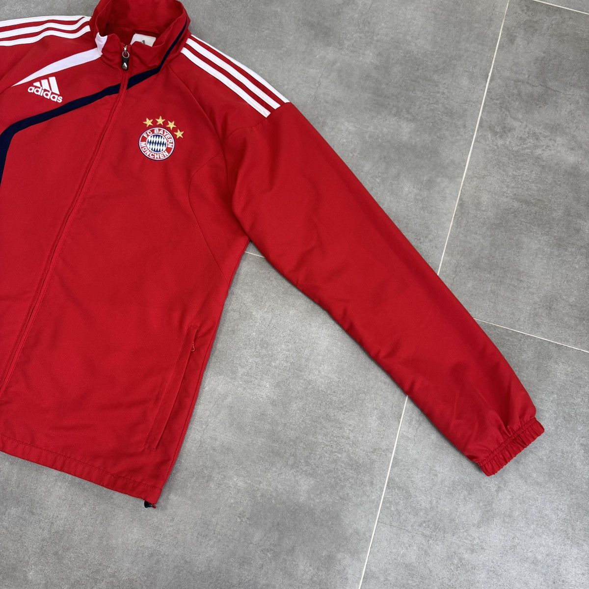 Adidas Adidas FC Bayern Munich Bundesliga 2009 Y2K Football Jacket Size US M / EU 48-50 / 2 - 8 Thumbnail