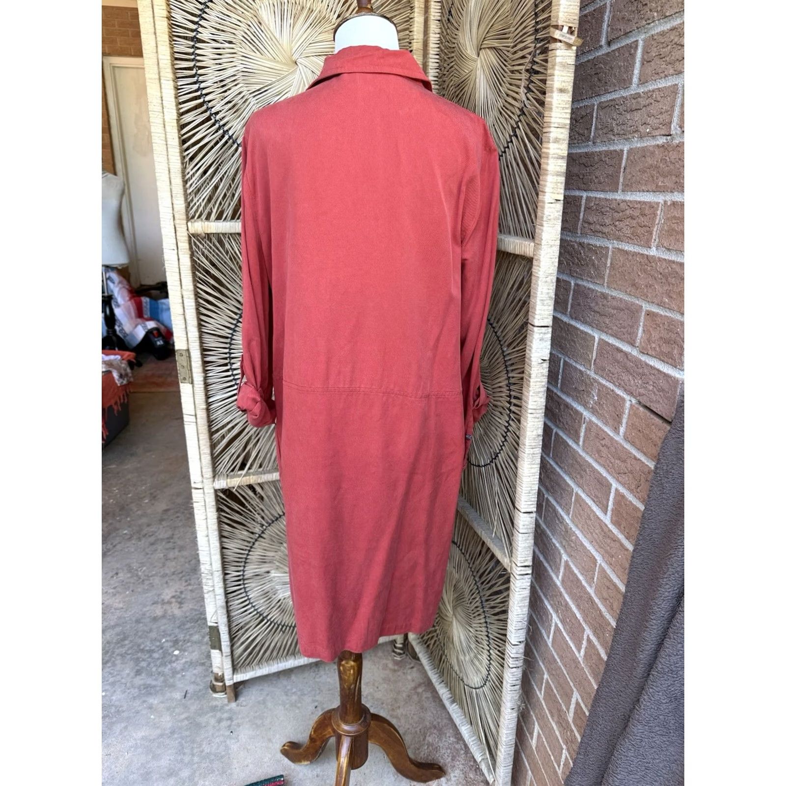 Vintage John Mark Shirt Dress Medium Coral Long Sleeve 100% Tencel Button Front Roll Tab Sleeve Tie Tunic or shirt dress Womens Size M / US 6-8 / IT 42-44 - 6 Thumbnail