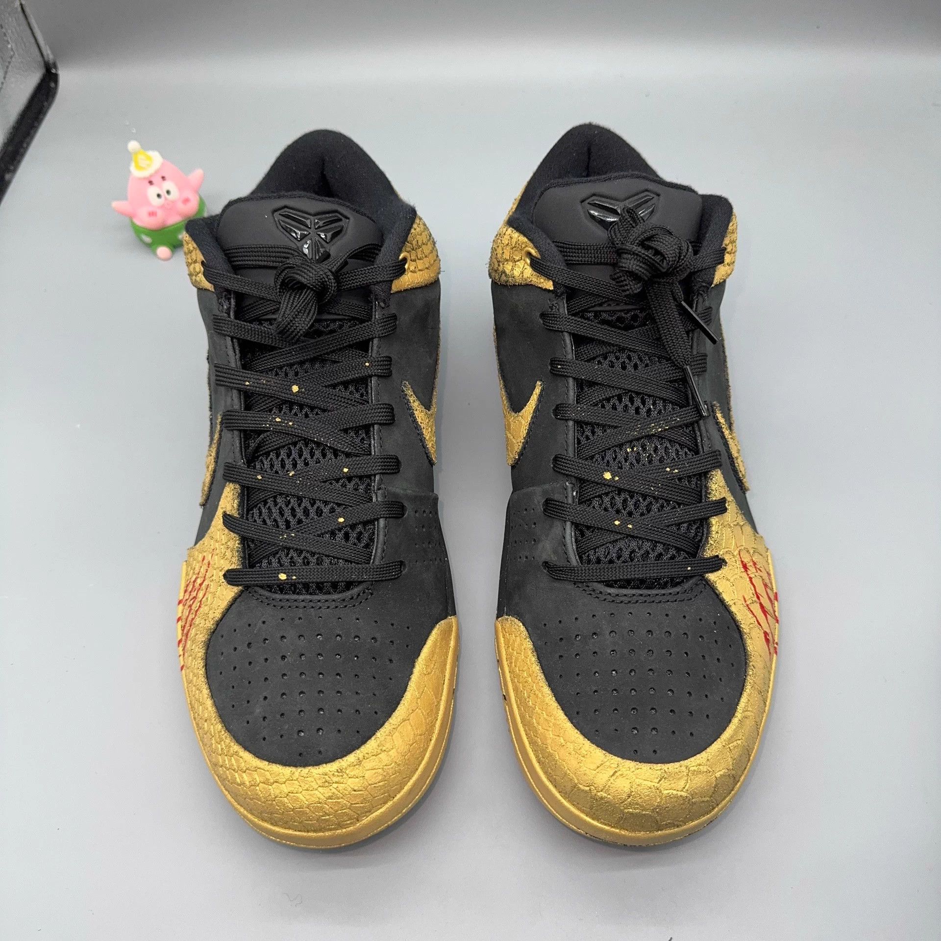 Nike Nike Zoom Kobe 4 Year of the Dragon Black Gold Red Size US 9 / EU 42 - 2 Thumbnail