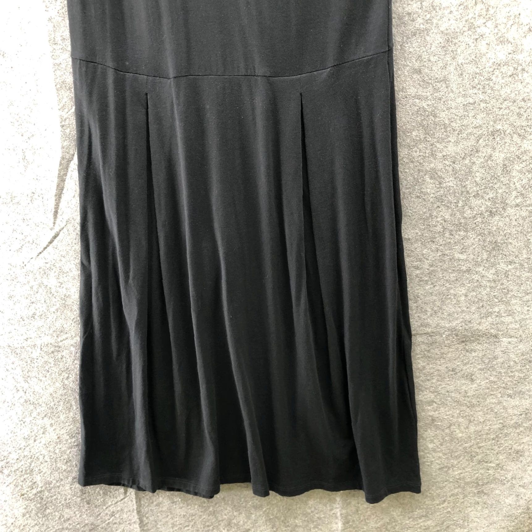 Uniqlo Uniqlo Dress Womens S Short Sleeve Padded Crewneck T Shirt Knee Length Black Knit Cotton Blend Bra Dress Vintage No Size S / US 4 / IT 40 - 4 Thumbnail