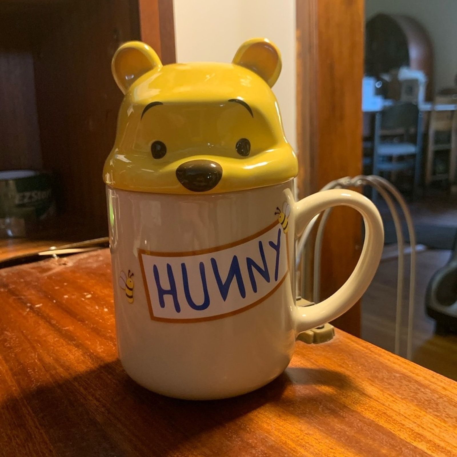 Disney NWOT Winnie the Pooh Disney hunny covered coffee cup mug Size ONE SIZE - 1 Thumbnail