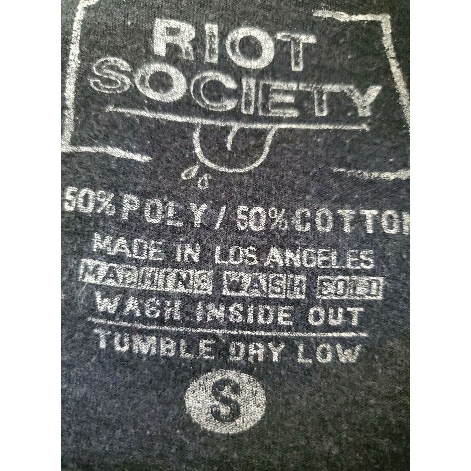 Rainbow Riot Society Whale T-Shirt Rainbow Spray Paint Spout Graphic Print Crew Neck Short Sleeve Unisex Adults Small Gray 50/50 Cotton Polyester Logo Size US S / EU 44-46 / 1 - 6 Thumbnail