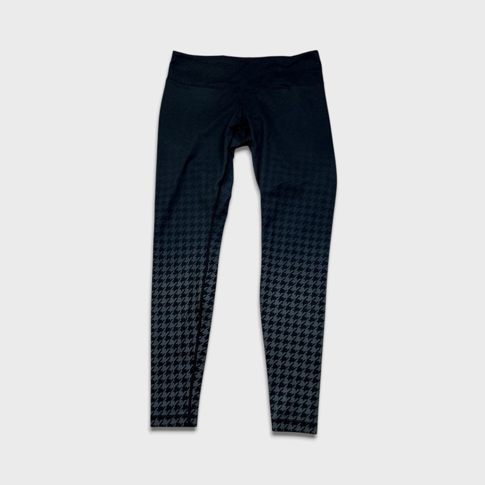 Lululemon Lululemon Wunder Under Pant *Full-On Luon Size 10 Leggings Size 32" / US 10 / IT 46 - 1 Thumbnail