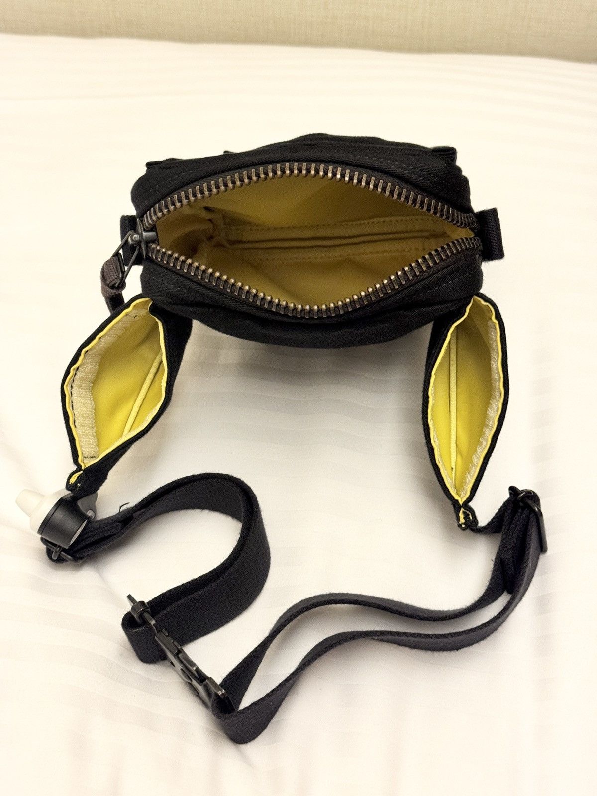 Japanese Brand × Porter PORTER Yoshida “PEACE Cotton Project” Shoulder / Waist Bag Size ONE SIZE - 3 Thumbnail