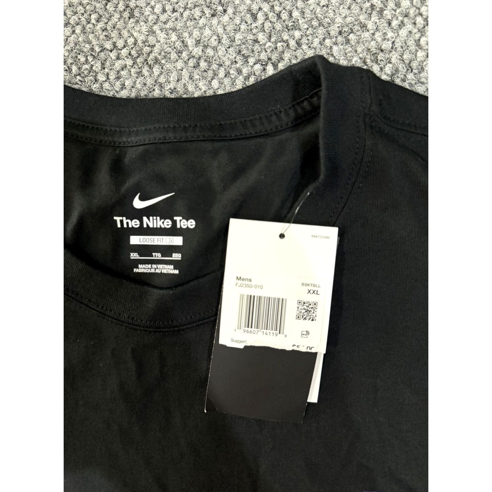 Nike Nike Shirt Mens 2XL Black Greatness Crown Graphic Lebron James Basketball Shirt Mens 2XL Black Greatness Crown Nike Swoosh Graphic Tee Size US XXL / EU 58 / 5 - 5 Thumbnail