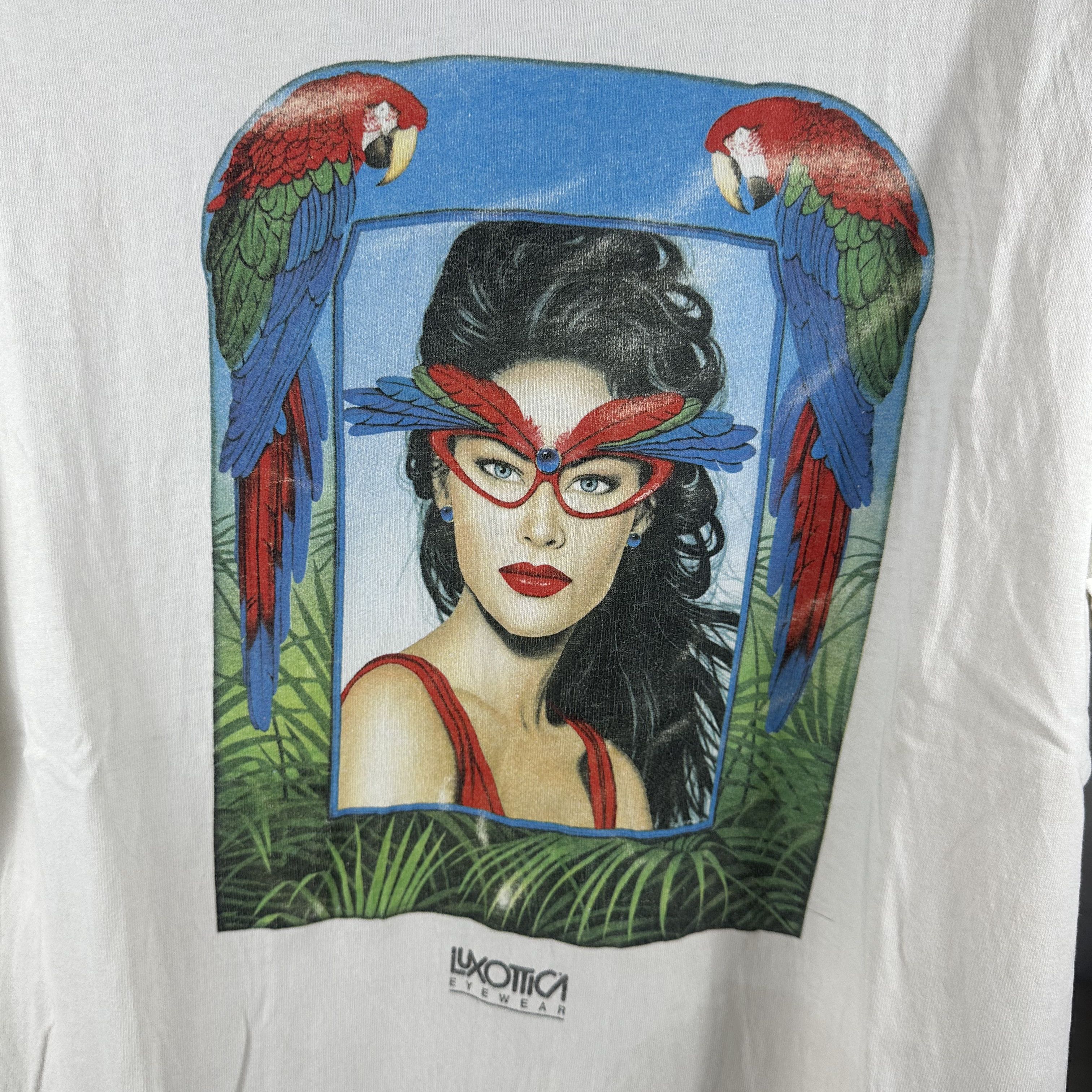 Vintage Vintage 90s Luxottica Eyewear Glasses Artwork Promo T-shirt Size US XL / EU 56 / 4 - 2 Thumbnail