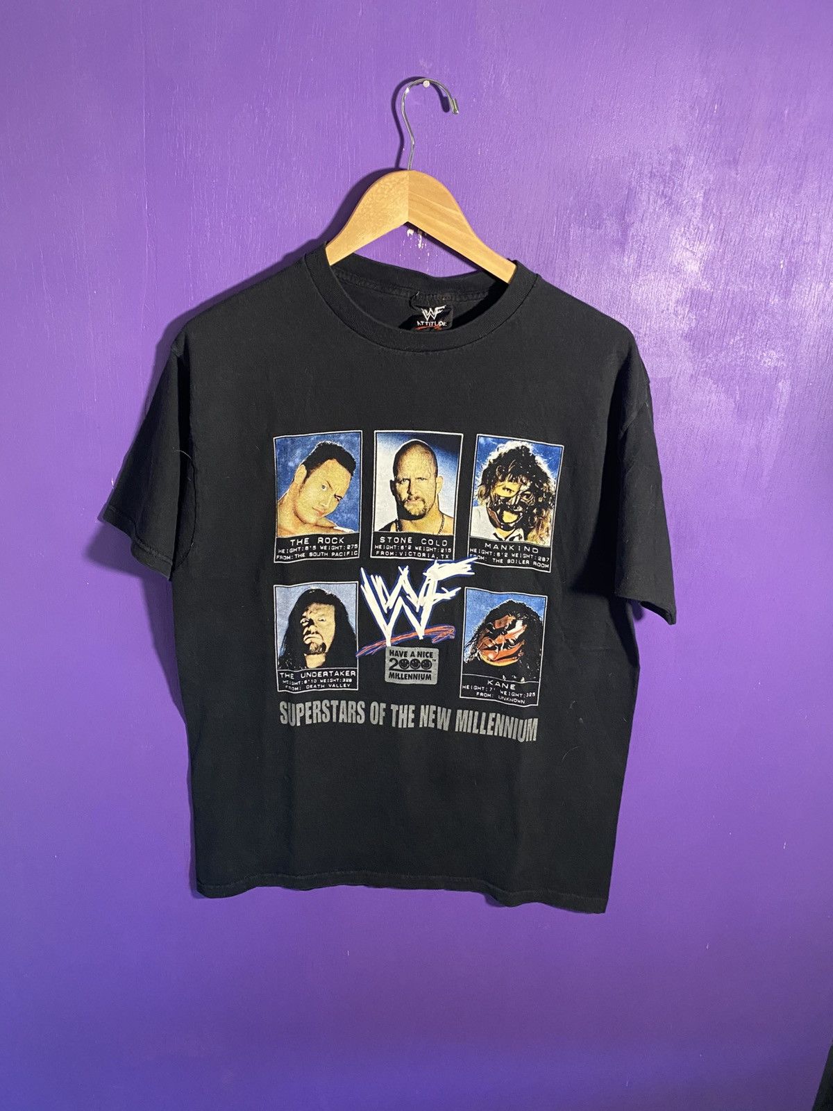 Vintage Vintage 2000 WWF superstars of the new millennium t-shirt Size US L / EU 52-54 / 3 - 1 Thumbnail