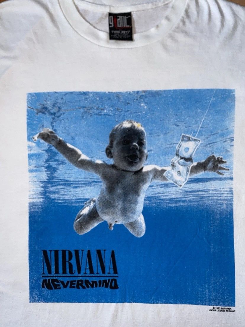 Vintage NIRVANA CURT KOBAIN 1992 NEVERMIND GIANT SHIRT SIZE XL Size US XL / EU 56 / 4 - 2 Thumbnail